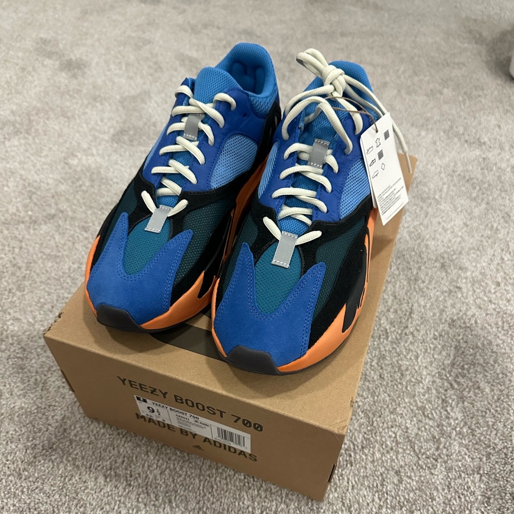 Yeezy 700
